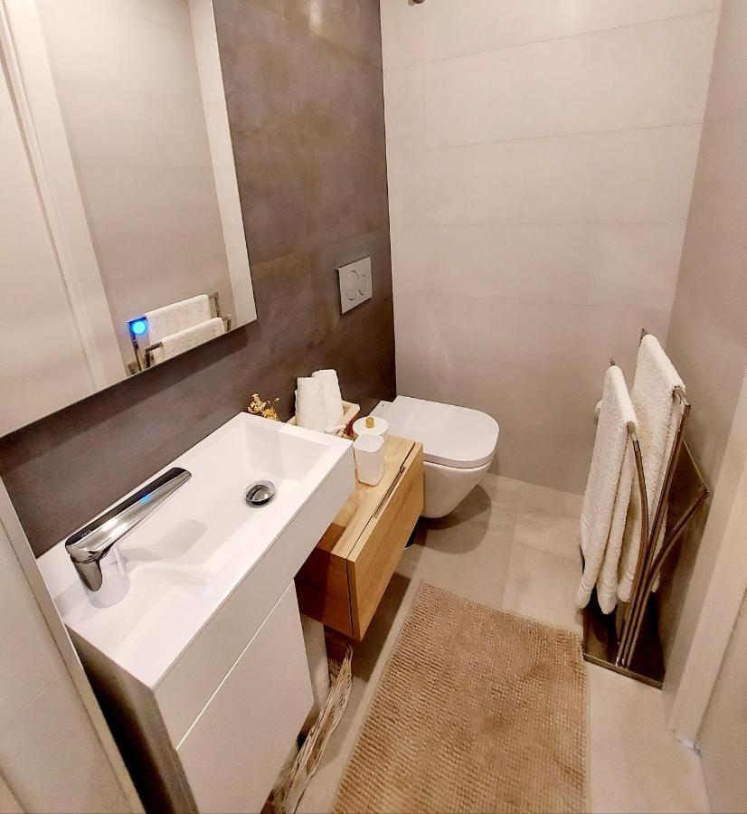 Exclusif Appartement En 1Er Ligne, Vue Imprenable, Piscine, Parking Prive A Playa Mucha Vista, Alicante El Campello Exteriör bild